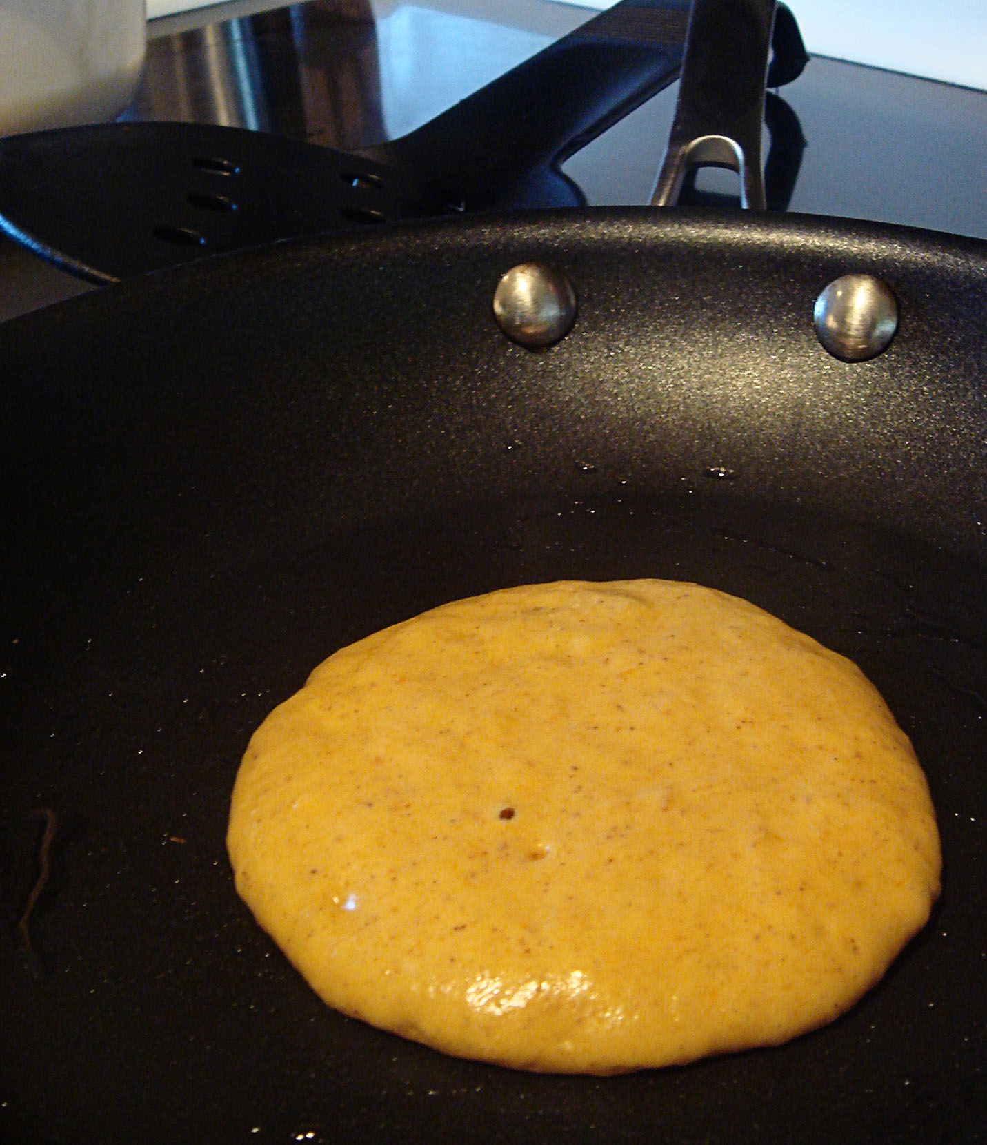 ooo...orange pancake! 